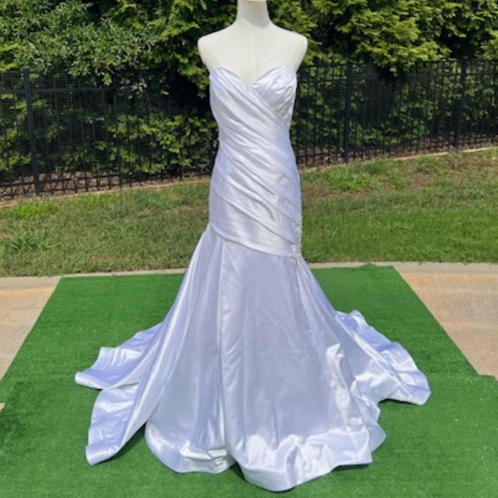 NWT Exclusive Bridal Wedding Dress Strapless Satin White Size 8
